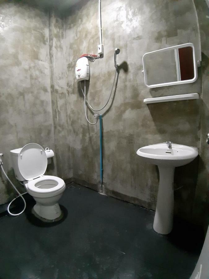 Dada Hostel Τσιάνγκ Μάι Εξωτερικό φωτογραφία